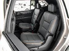 2026 GMC Acadia AT4 - Photo 15