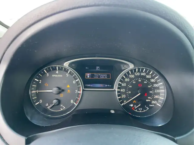 2018 Nissan Altima - Photo 18