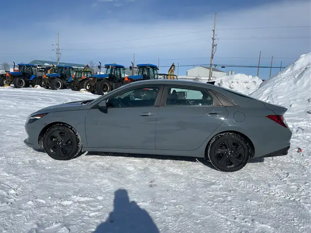 2022 Hyundai ELANTRA - Photo 7