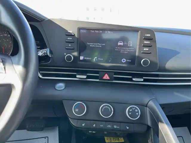 2022 Hyundai ELANTRA - Photo 16