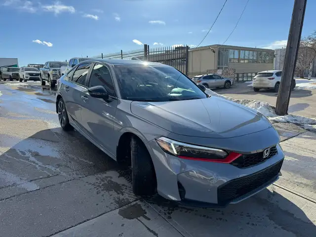 2025 Honda Civic Hybrid Sport Touring - Photo 3