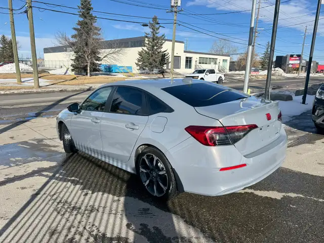 2025 Honda Civic Hybrid Sport Touring - Photo 6