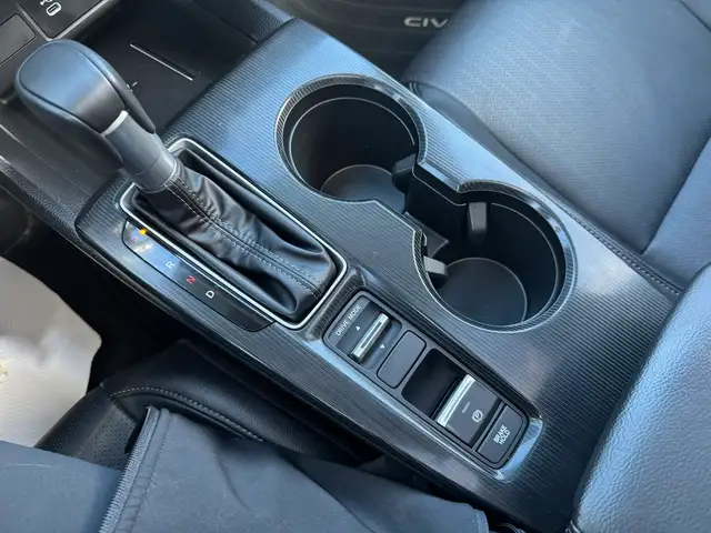 2025 Honda Civic Hybrid Sport Touring - Photo 15