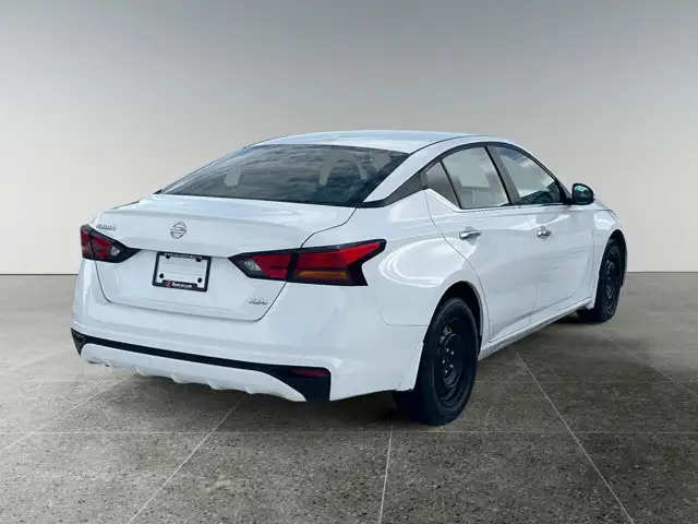 2019 Nissan Altima 2.5 S / AWD - Photo 7