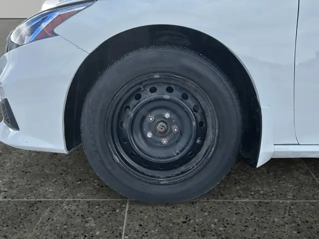 2019 Nissan Altima 2.5 S / AWD - Photo 11