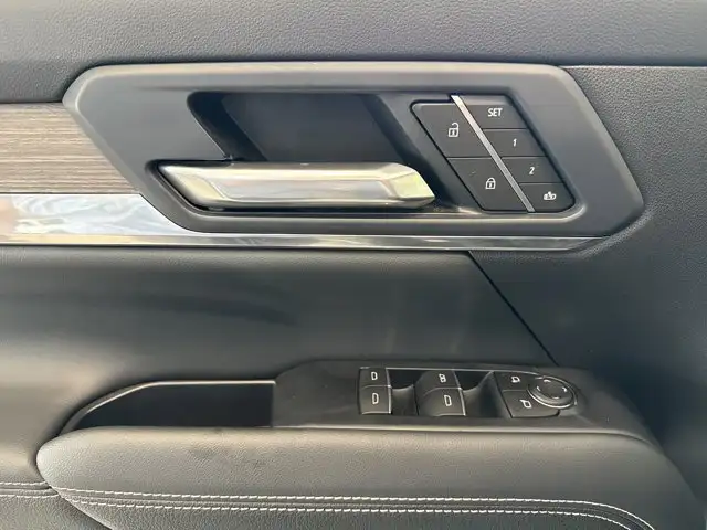 2026 GMC Terrain AWD Denali | 1.5L TURBO I4 | PANO ROOF - Photo 14