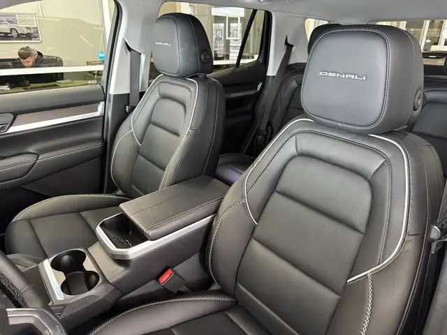 2026 GMC Terrain AWD Denali | 1.5L TURBO I4 | PANO ROOF - Photo 23