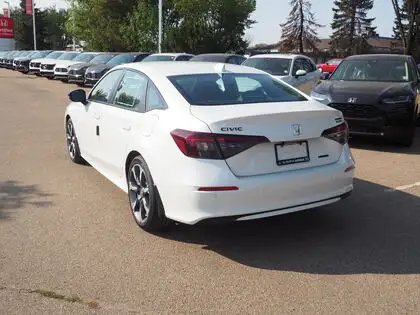 2026 Honda Civic Sedan Hybrid Sport Touring eCVT - Photo 3