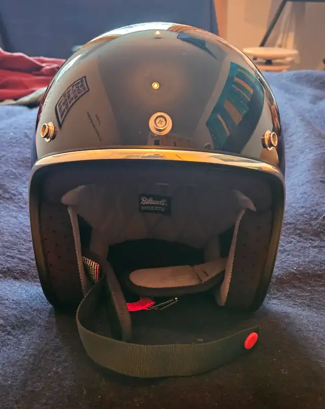 Casque scooter ou moto neuf