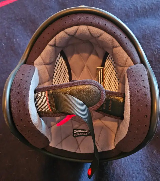 Casque scooter ou moto neuf - Photo 2