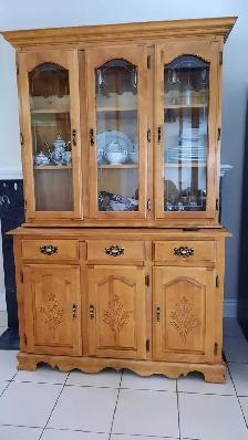 Dining Room Table set with Buffet - Photo 3