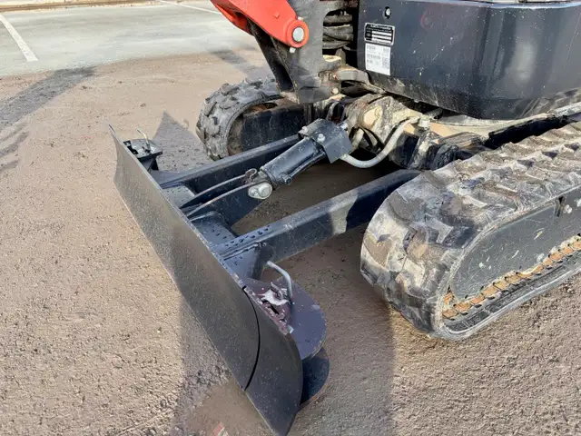 2023 Kubota U17, Thumb & 2 Buckets - Photo 7