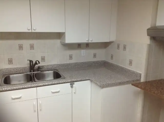 Gorgeous furnished one bedroom basement apartment in Brampton - Photo 4