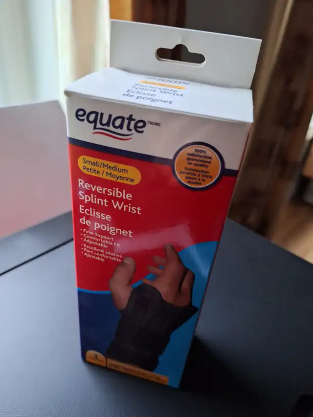 Equate Reversible Splint Wrist - Small/Medium Size - New - Photo 5