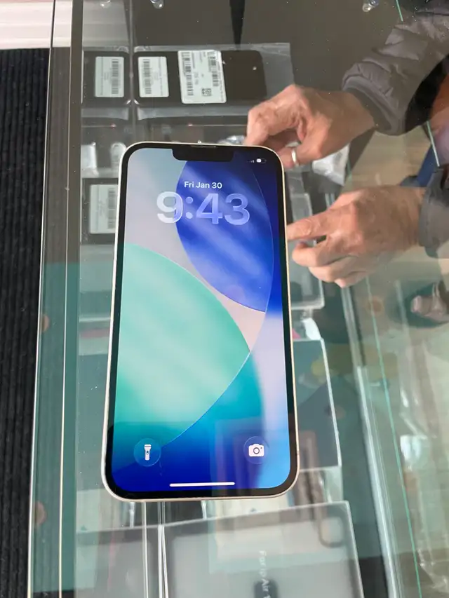 Apple iPhone 13– 128GB (Certified Pre-Owned)Apple iPhone 13– 128 - Photo 6