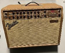 Fender Acoustasonic 80-Watt 2x8' Acoustic Guitar Amp Guitar Comb