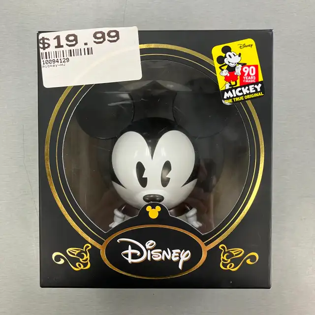 Shorts Disney Series Vinyl Collection Mickey Mouse Icon B/W -NEW