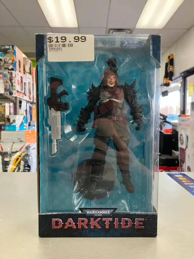 Warhammer 40K Darktide Traitor Guard McFarlane Toys - BRAND NEW