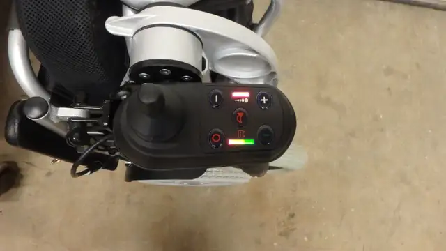 Powered Chair for sale - Photo 3