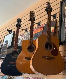 Variety of Acoustic Guitars: Epiphone, Yamaha, Seagull...