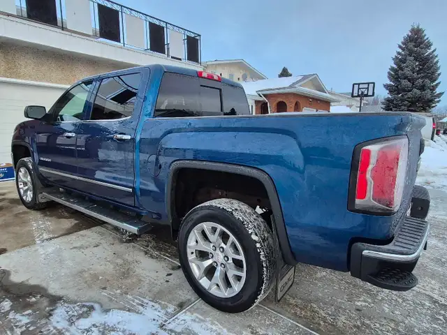 2018 GMC Sierra 1500 - Photo 4
