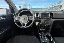 2018 Kia Sportage LX AWD - Photo 11