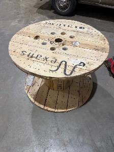 Wooden cable reels (2)