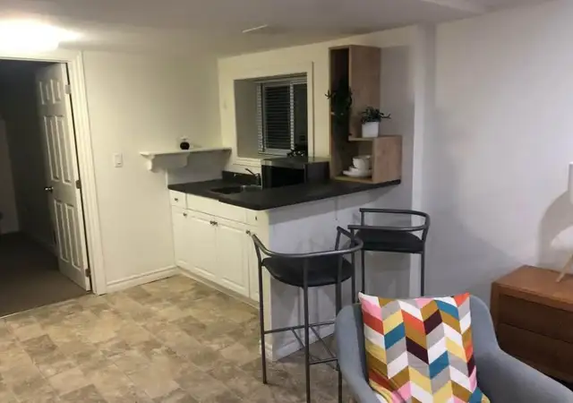 1 bedroom apartment- all inclusive- across from beach and trails - Photo 3