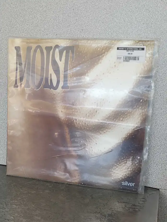 Moist Silver (32169207)