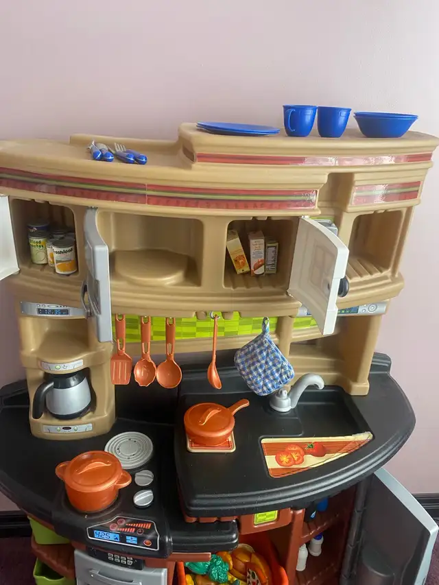 Step 2 Play Kitchen For Sale - Photo 4