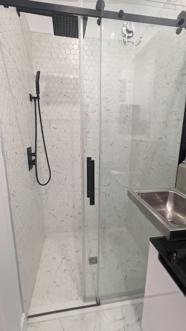 furnished 3 bedroom near McGill including utilities - Photo 6