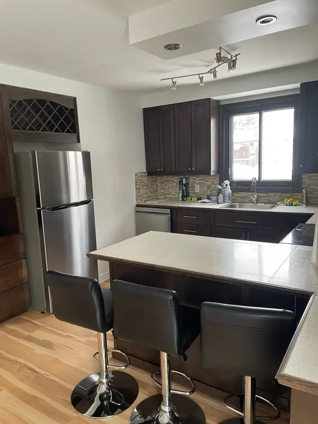 à louer 6 1/2 à Cartierville/St-Laurent - Photo 3