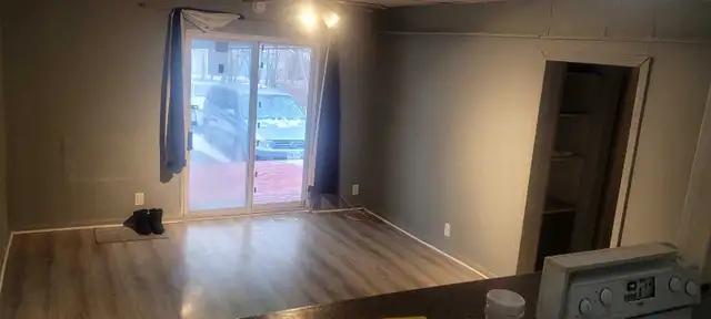 WELLAND ONEBEDROOM APTS