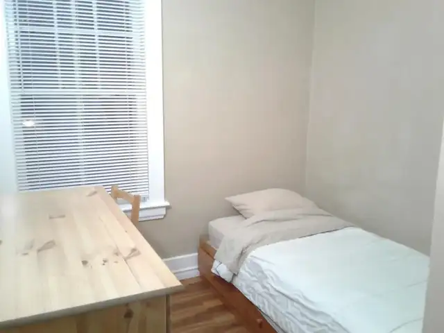 Room Rental Downtown - Photo 2