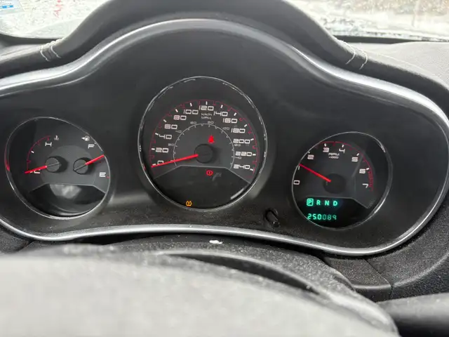 2013 Dodge Avenger - Photo 8