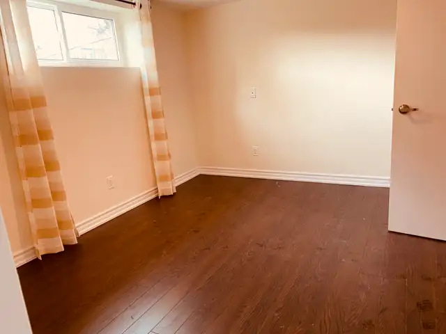 3 Bedrooms, 2 washrooms Basement Apartment: Midland and Danforth - Photo 3