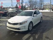 2018 Kia Optima LX With Only 136000 KM !! - Photo 2