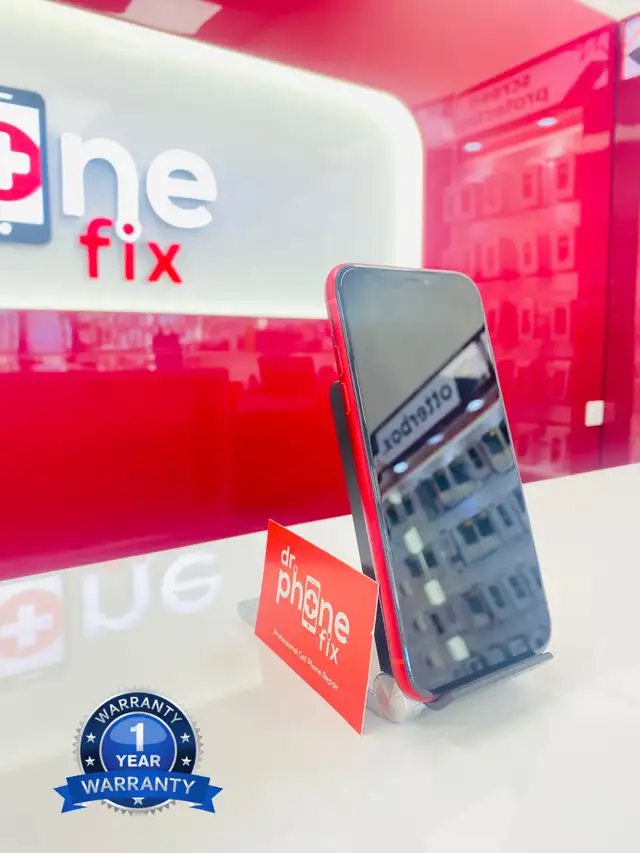 Pre-Owned iPhone XR 256 GB on sale with 1 year Warranty! - Photo 3