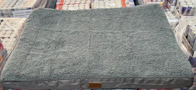 Bedsure Bed for Large Dogs, 35 inches L x 27 inches W x 3 inches - Photo 3