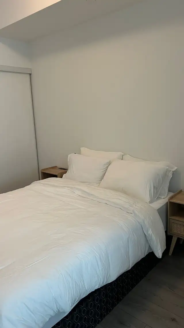 1 Bedroom Condo for Rent – Etobicoke (Toronto) - 14 APR 26 - Photo 12