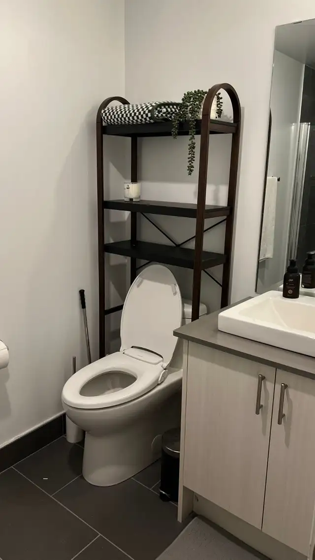 1 Bedroom Condo for Rent – Etobicoke (Toronto) - 14 APR 26 - Photo 15