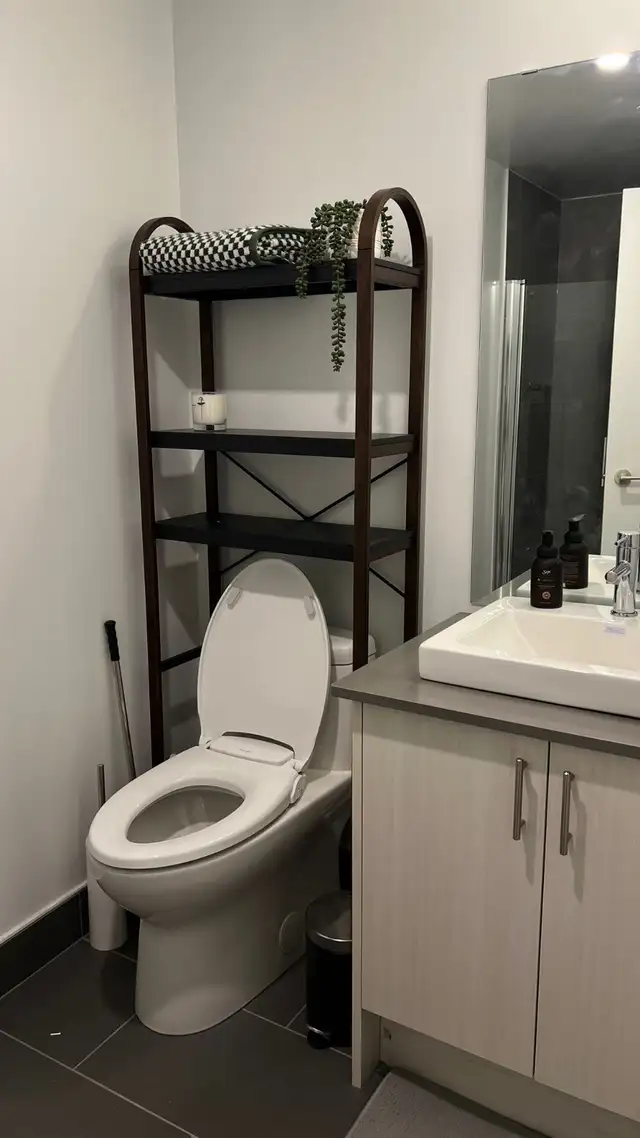 1 Bedroom Condo for Rent – Etobicoke (Toronto) - 14 APR 26 - Photo 30