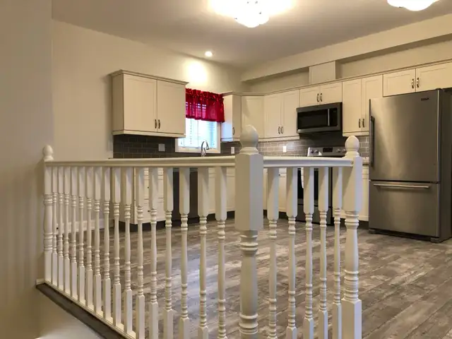 Two Bedroom Apartment - MAY 1st - Photo 2