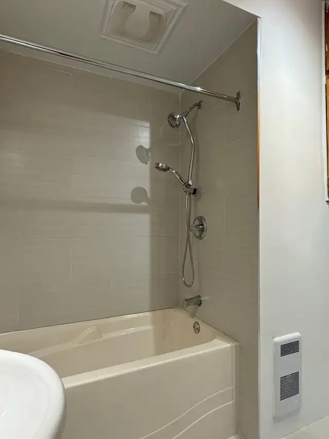 3-1/2 APARTMENT IN LACHINE - Photo 8