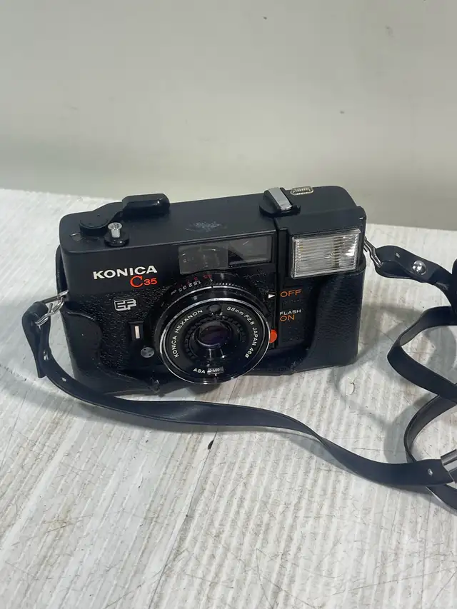 Konica C35 EF