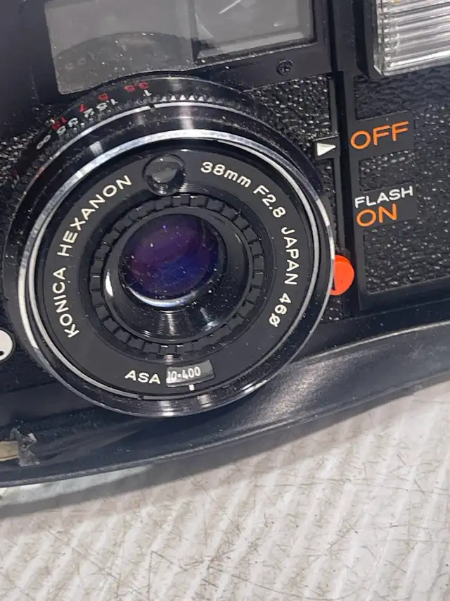 Konica C35 EF - Photo 3