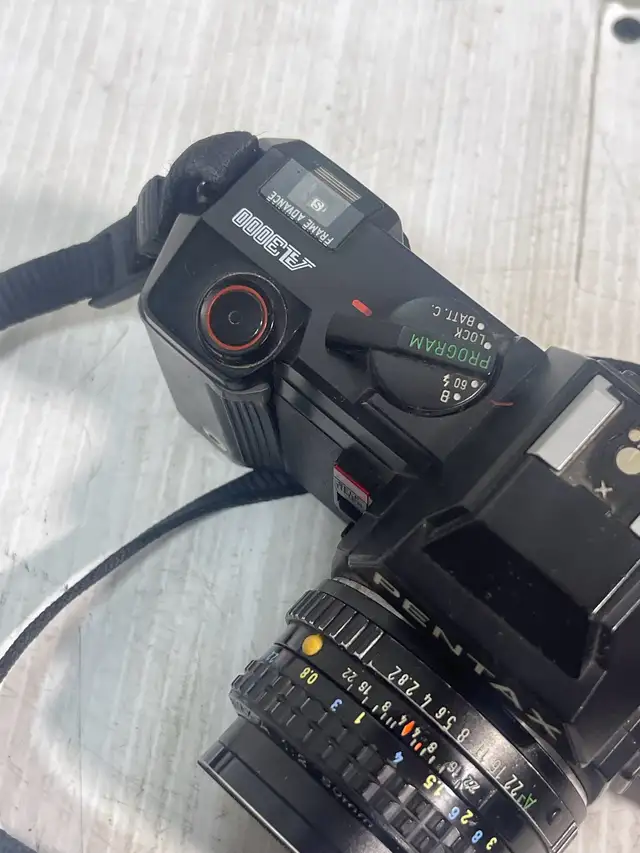 Pentax Camera - Photo 8