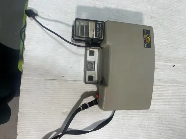 Polaroid 420 Camera - Photo 6