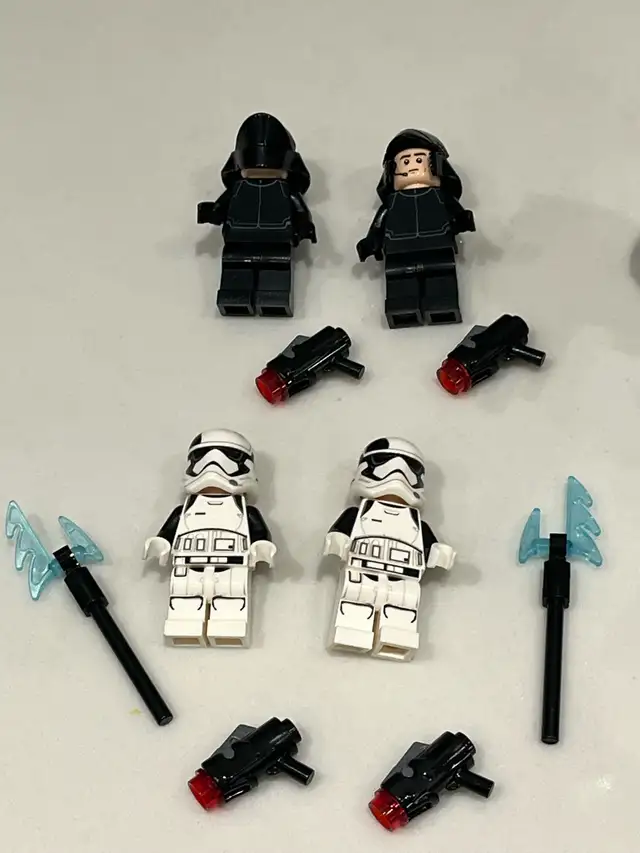 LEGO Star Wars 75197 First Order Specialist Battle Pack - $40 - Photo 2