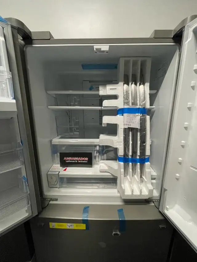 NEW 36" Frigidaire Interior Water&Ice Fridge (Stainless Steel) - Photo 4